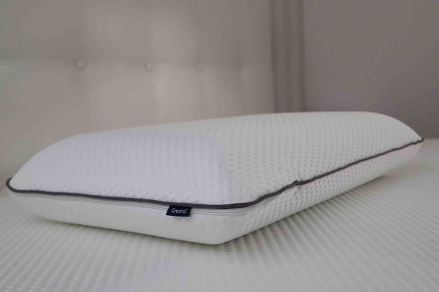 Emma pillow